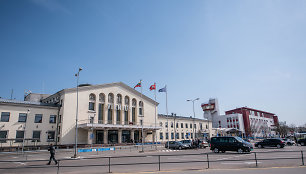 Vilniaus oro uoste grįžo Irkluotojos