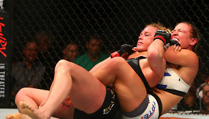 Holly Holm ir Miesha Tate kova