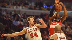 Mike'as Dunleavy ir Bradley Bealas