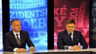 Robertas Fico ir Andrejus Kiska (kairėje)