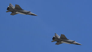 Rusijos naikintuvai MiG-31