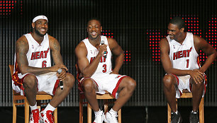 Lebronas Jamesas, Dwyane\'as Wade\'as ir Chrisas Boshas