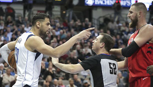Salahas Mejri ir Jonas Valančiūnas