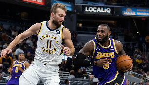 Domantas Sabonis ir LeBronas Jamesas