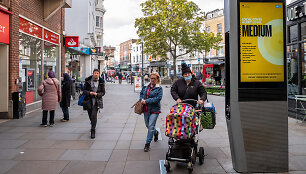 Londonas priskirtas antrai pagal pavojingumą COVID-19 pavojaus zonai
