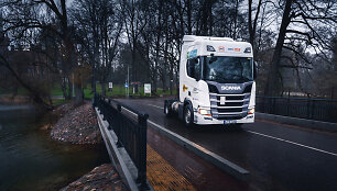 Dujomis varomas vilkikas &bdquo;Scania R 410 LNG&ldquo;