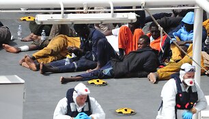 I&scaron;gelbėti migrantai Italijoje