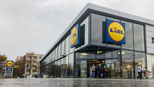 Įprasti pirkėjų srautai Vilniaus „Lidl“ parduotuvėse