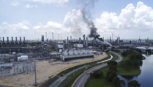 Netoli Hjustono esančioje &bdquo;Exxon Mobil&ldquo; gamykloje per gaisrą sužeisti 37 žmonės