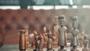 Matematikas įveikė 150 metų senumo iššūkį – kiek karalienių ant šachmatų lentos būtų saugios?