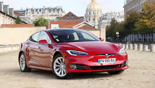 Tesla Model S 75D