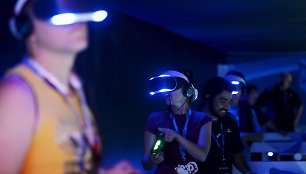 Virtualios realybės įrenginiai „Sony Project Morpheus“