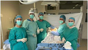 Operaciją atlikę KUL medicinos darbuotojai