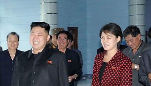 Kim Jong-Unas su žmona Ri Sol Ju 