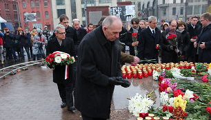 Ambasadorius Rusijoje R.Motuzas pagerbė sovietinių politinių represijų aukas