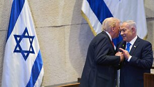 D. Trumpas ir B. Netanyahu / EVAN VUCCI / AFP