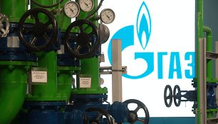 2016 m. pradžioje dujų milžinė „Gazprom“ skaudžiai nukentėjo nuo visus praėjusius metus kritusių „Brent“ rūšies naftos kainų.