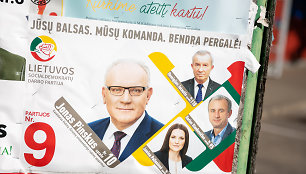 Rinkiminiai plakatai Molėtuose