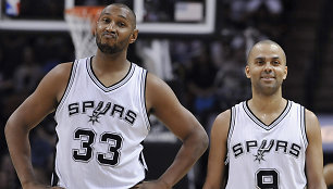 Borisas Diaw ir Tony Parkeris