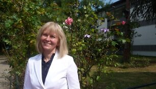 Hiutenfeldo Vasario 16-osios gimnazijos direktorė Bronė Narkevičienė