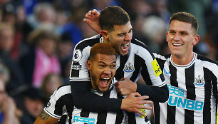 „Newcastle United“ švenčia įvartį Lesteryje.