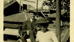 Antanas Po&scaron;ka savo kelionėse