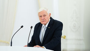 Valdas Adamkus