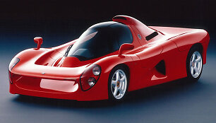 Yamaha OX99-11 priekį puo&scaron;ė integruotas spoileris &ndash; bene ry&scaron;kiausias aerodinaminis elementas. (Yamaha nuotrauka)