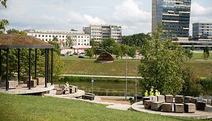 Vieta, kur planuojamas naujas pėsčiųjų tiltas per Neries upę