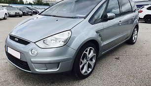 Pirmos kartos „Ford S-Max“