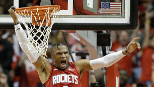 Russellas Westbrookas debiutavo &bdquo;Rockets&ldquo; klube.