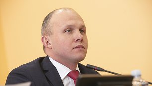 Vilniaus rajono vicemeras paliko valdančiąją LLRA-KŠS partiją, bet ne postą