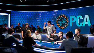 2014 m. PCA 2014 finalinis stalas