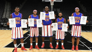 „Harlem Globetrotters“ su Gineso rekordų diplomais