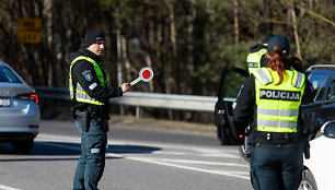 Rytinis kelių policijos reidas Eišiškių plente