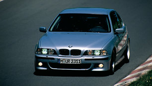 BMW M5 E39