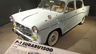 Subaru 1500 buvo nedidelis keturių durų sedanas. (PekePON, Wikimedia(CC BY-SA 4.0)