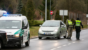 Policijos kontrolės postas Nemenčinės plente