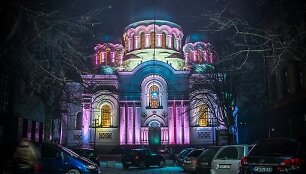 Ap&scaron;viestas soboras Kauno Laisvės alėjoje