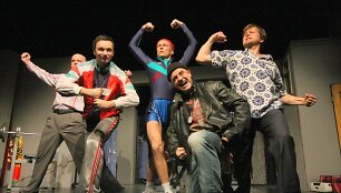 Spektaklis &bdquo;Striptizo ereliai&ldquo;