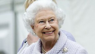 Karalienė Elizabeth II &bdquo;Chelsea Flower Show&ldquo; parodoje