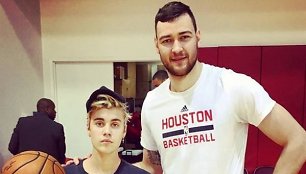 Justinas Bieberis ir Donatas Motiejūnas