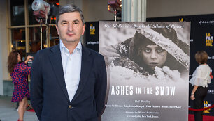 Pasaulinė &bdquo;Tarp pilkų debesų&ldquo; premjera įvyko Los Andželo kino festivalyje: Lietuvos generalinis konsulas Los Andžele Darius Gaidys
