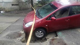 Kauniečio &bdquo;Toyota Prius&ldquo; po incidento 