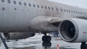 Nuo tako nuslydęs &bdquo;Avion Express&ldquo; lėktuvas