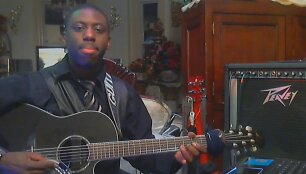 Guitaro 5000
