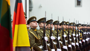 Vokietijos gynybos ministrės pasitikimo ceremonija