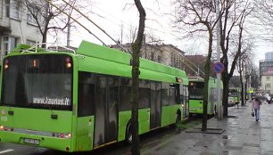 Dėl avarijos Kęstučio gatvėje susidarė kamštis, kuriame įstrigo ir keletas autobusų bei troleibusų