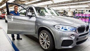 BMW gamykloje