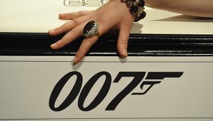 Agentas 007 – Džeimsas Bondas